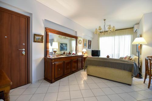 Anatolikos Sinikismos Apartamento | Tombra Home