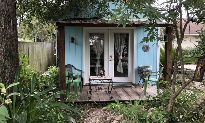 East Hill Casa | Tommy Zen Garden and Cottage, un maravilloso refugio tranquilo!