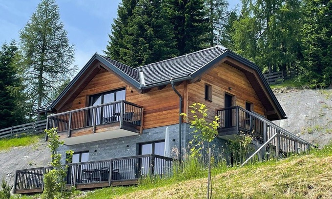 Albeck Casa | Tomtegl-Bergchalet No.13 mit Privatsauna, Infinitypool, Kamin, Fitnessraum, 1500m Seehöhe