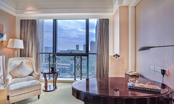 Tonglu County Hotel | Tonglu World Trade SSAW Boutique Hotel