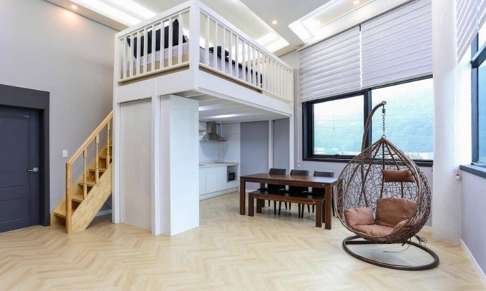Yanghwa Casa | Tongyeong Asrai Pension
