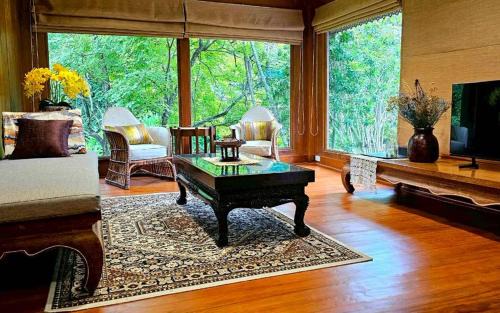Samut Sakhon Villa | TonphuengVilla