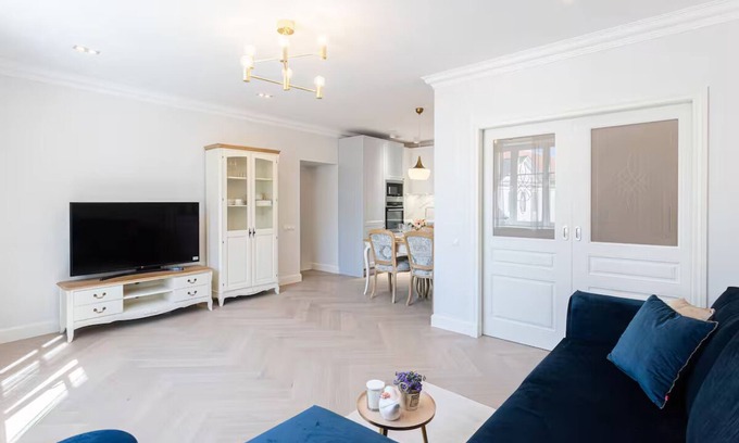 Old Town Apartamento | Toompea Castle 2 BR Old Town Apartment