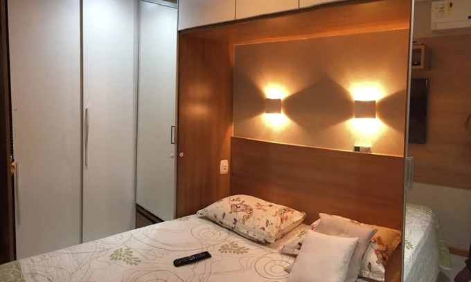 Praia de Itaparica Apartamento | ⭐️ ⭐️ ⭐️ ⭐️ ⭐️ 2qts, balcón, edificio frente a la playa, aire acondicionado, wifi, gar., Computadora