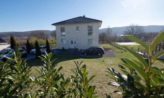 Hagen Condominio | Top apartment with fantastic distant views in a prime location at the best price!