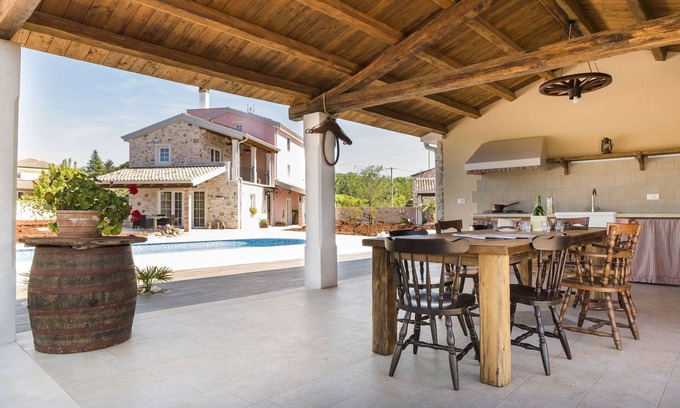 Babici Cabaña | Villa de lujo con muchas instalaciones, la tranquilidad y la privacidad, Playa 1,5 km, cerca de Umag