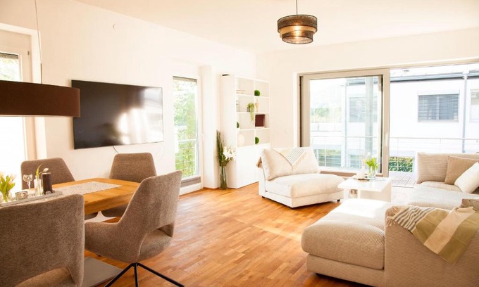 Augsdorf Apartamento | Top! Exklusive Seewohnung in Velden wahlweise mit Motorboot