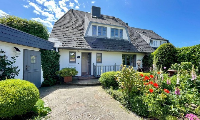 Tinnum Apartamento | Top floor, 50sqm for up to 2 persons - Haus Thomsen