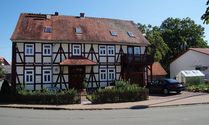 Bad Wildungen Apartamento | Apartamento en la planta superior con 3 dormitorios en una casa con entramado de madera en 1837