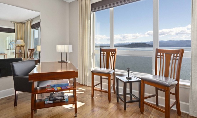 Sandpoint Condominio | Seasons at Sandpoint - Condominio moderno frente al lago en el último piso - Las mejores vistas