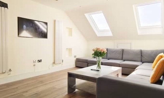 Hillingdon Apartamento | Top Floor Flat 5 Northwood