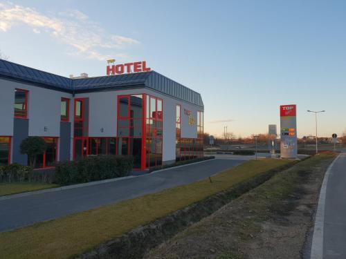 Vertesszolos Hotel | TOP HOTEL