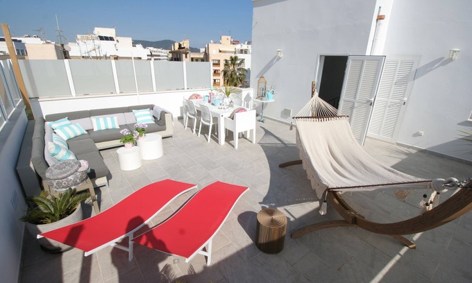Cala Bona Apartamento | apartamento-top moderno y confortable duplex con gran terraza de 100 metros del mar
