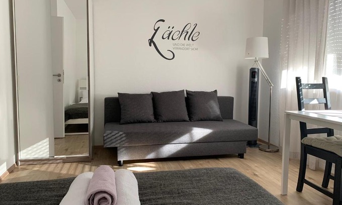 Bad Soden-Salmuenster Apartamento | Top Modernes 1-Zimmer-Apartment mit Küche, Parkplatz, kostenfreiem WLAN und Netflix