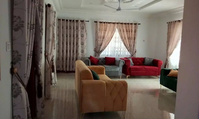 Roman Ridge Apartamento | Top-notch bedroom