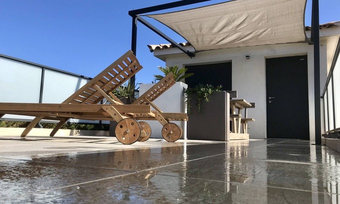 Le Brusc Villa | El arquitecto superior villa con vistas al mar, con los pies en la playa de arena !!!