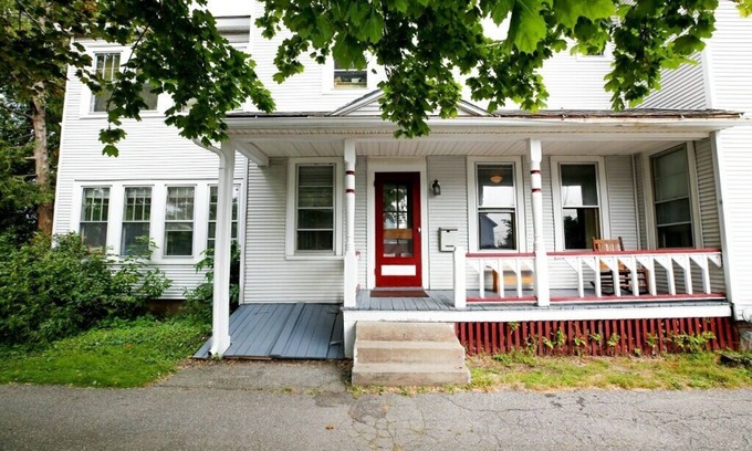 Old North End Apartamento | Top of Church Street Roost 2