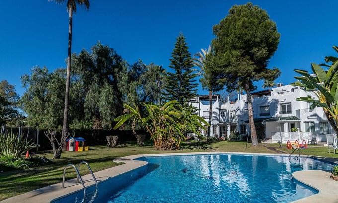 Nueva Andalucia Cabaña | Top Renovated 3-BDRM Townhome w/Pool BBQ Rooftop