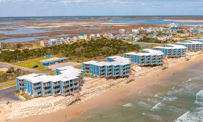 McCutcheon Field Condominio | Topsail Reef 117 - BLD 2