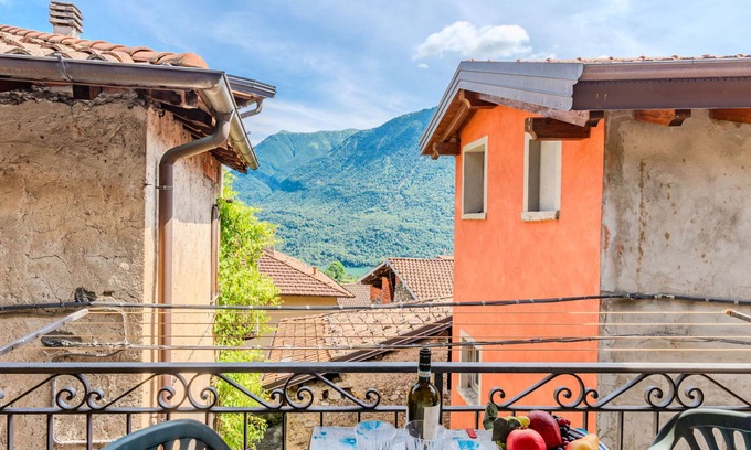 Carlazzo Apartamento | Torchio by Interhome