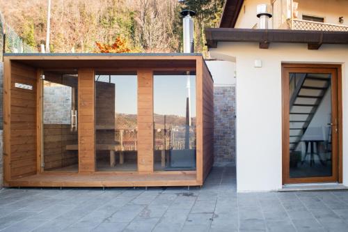 Nimis Casa | Torlanoholidayhome it - 4 bedrooms home in the countryside - sauna, wine, swim in the creek