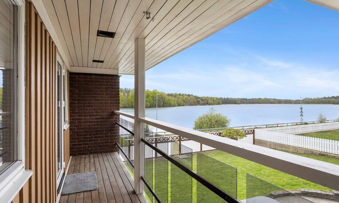 Ronneby Casa | Torneryd Retreat Sauna,SPA,Jacuzzi and lake view with hunting possibilities.