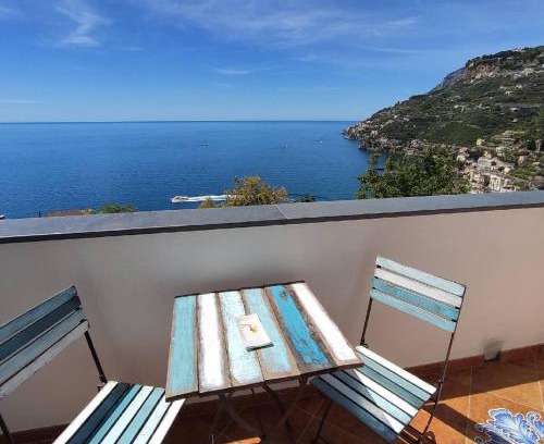 Minori Cama Y Desayuno | Torre Elisea