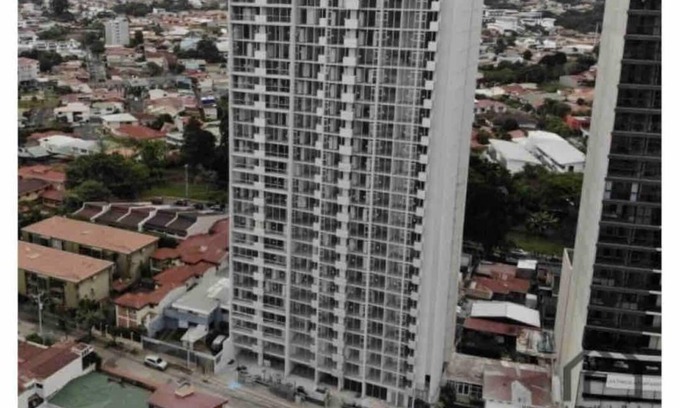 El Prado Apartamento | Torre Ifreses/ Mora’s 2