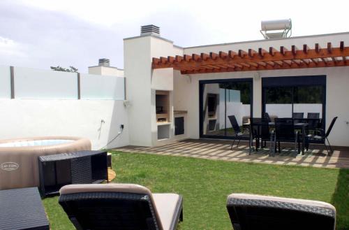 Torreira Casa | Torreira Beachside House