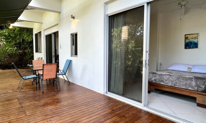 Valle Pura Vida Apartamento | Tortuga: 1BR Apartment in Villa Mar y Sol - Tranquility & Wildlife!