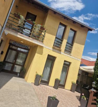 Zalacsany Cama Y Desayuno | Toscana Étterem és Panzió