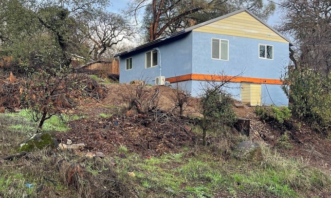 Clearlake Casa | Totally remodeled and fully furnished single family house. Pet-Friendly.
