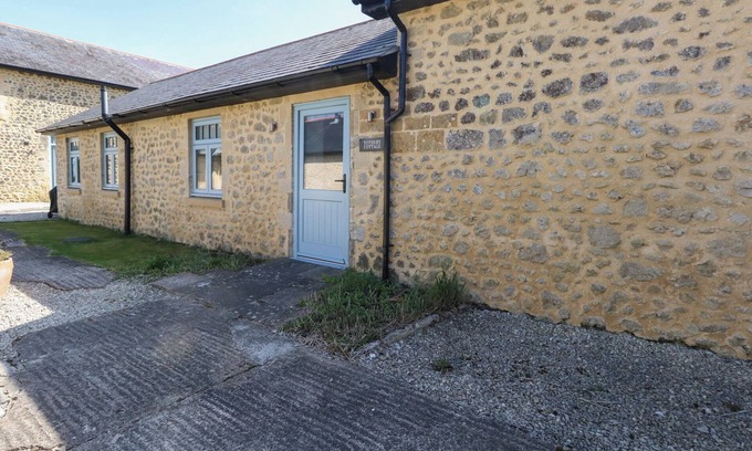 West Compton Cabaña | TOTHERY, pet friendly, character holiday cottage in Beaminster