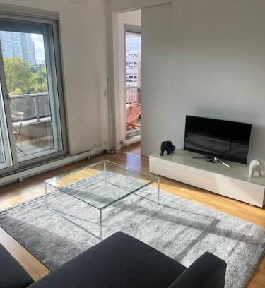 16th Arrondissement Apartamento | Tour Eiffel terrasse vue seine