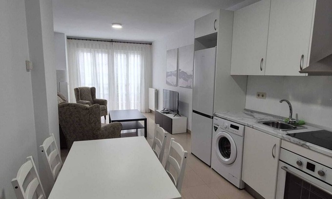 Albacete Apartamento | Apartamento turístico con terraza en Albacete 2D | Concepción
