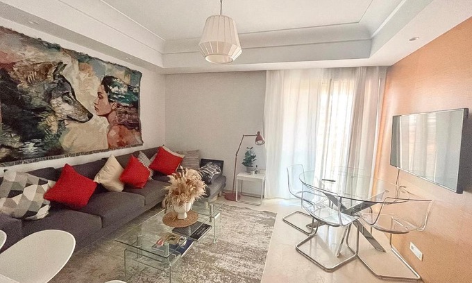 Casablanca Apartamento | Tours végetales luxury condo in Anfa finance City