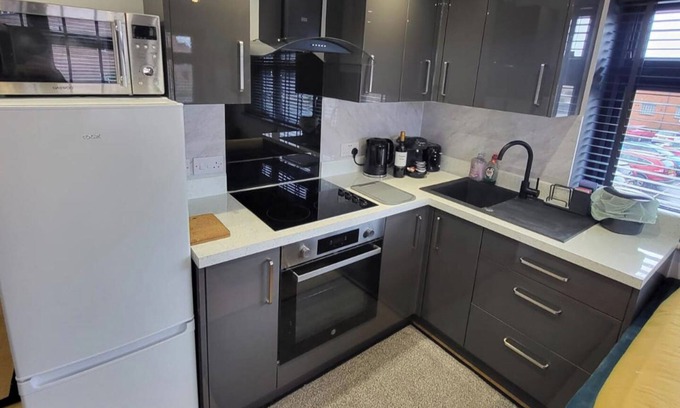 Newbury Apartamento | Town Centre Modern 1 Bed self-contained Apartment