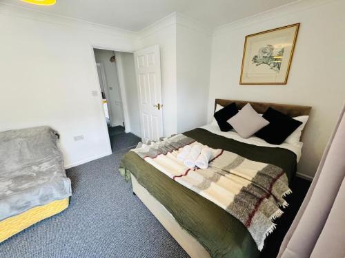 Huntingdon Apartamento | Town centre with parking