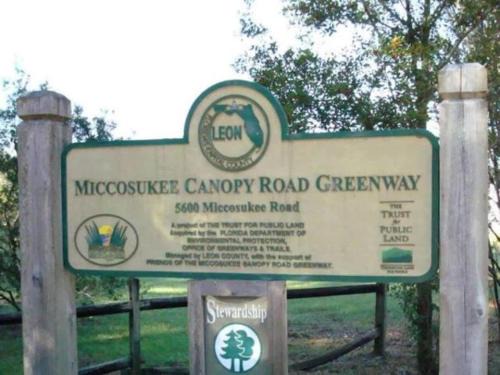 Tallahassee Casa | Town & Country Getaway