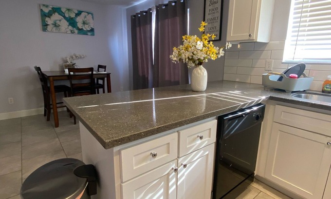 Southwestern Sacramento Condominio | Town house / 5-6 people