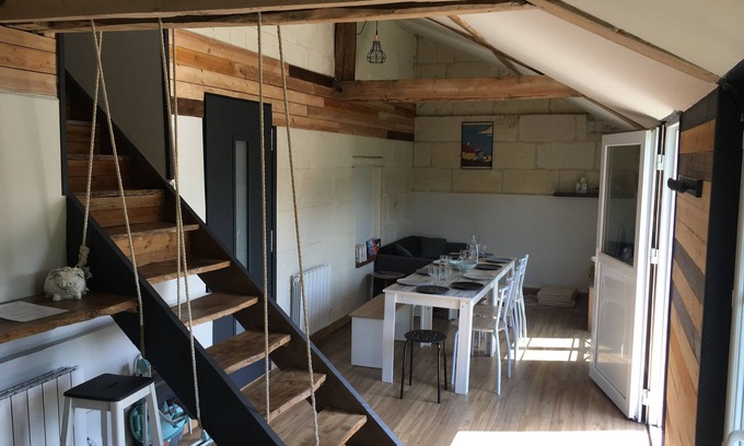 Saint-Aignan Casa | Town house - sleeps 9 - 4 bedrooms - 4 bathrooms - 4 min from Beauval Zoo