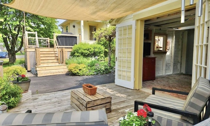 Lunenburg Casa | Town of Lunenburg 3 BR- with 3 decks!