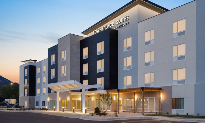 Logan Hotel | TownePlace Suites by Marriott Logan