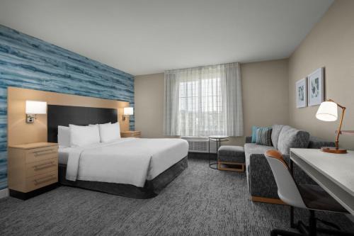 Vista Hotel | TownePlace Suites by Marriott San Diego Carlsbad/Vista