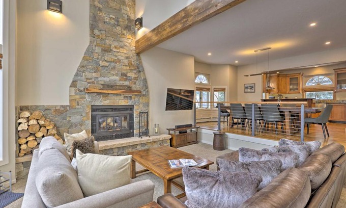 Eagle-Vail Casa | Townhome about 4 Mi to Beaver Creek and 8 Mi to Vail!