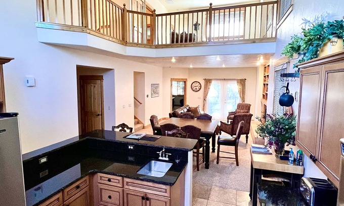 Victor Casa | Townhome by Trail Creek