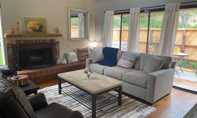 Meiners Oaks Casa | Townhome in Magical Ojai