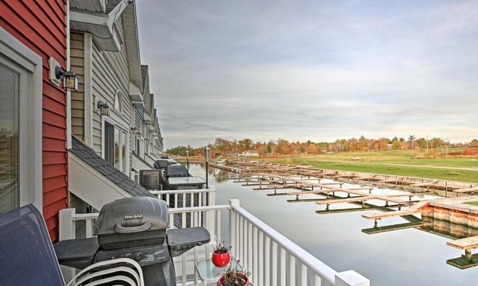 Alexandria Bay Casa | Townhome with Attached Boathouse on Alexandria Bay!