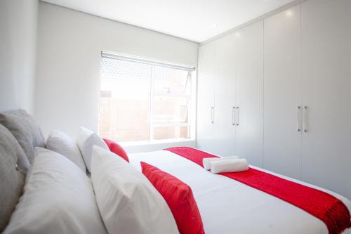 George Casa | Townhouse 50 - 1 On York