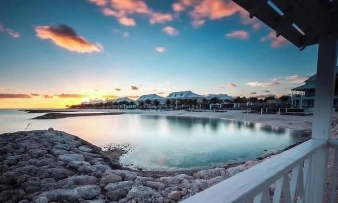 Palm Cay Casa | Townhouse 60 steps to the beach - Tennis - Pickleball - Sandpiper